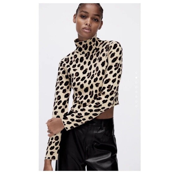 Zara Knits Animal Print Top Size Small Long Sleeve Backless Mock Neck Stretch - Picture 5 of 10